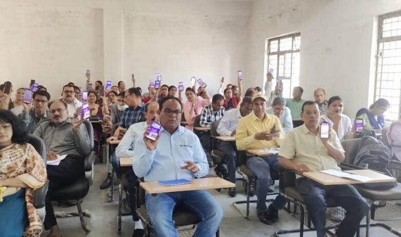विकासखंड स्तर पर दिए जा रहे प्रशिक्षण में किया अनूठा नवाचार