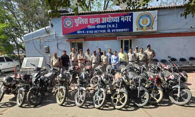थाना अयोध्यानगर पुलिस को मोटरसाइकिल चोरी के आरोपियों को गिरफ्तार करने मे मिली बडी सफलता