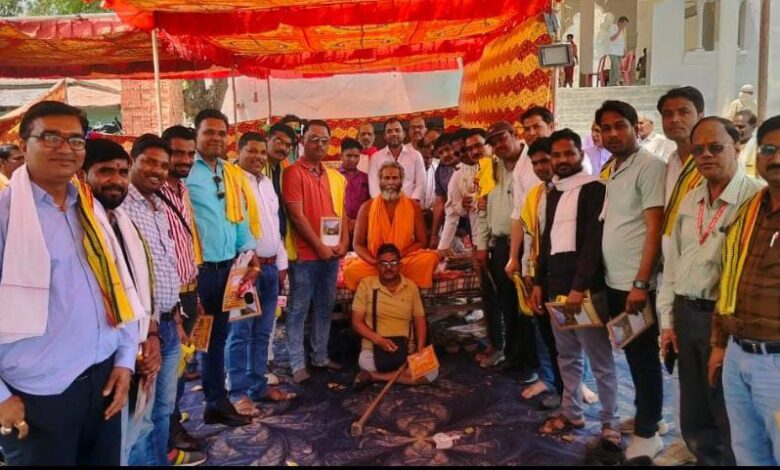 अरणि मंथन कर वैदिक मंत्रों से प्रकट अग्नि को भट्टियों में कराया वास