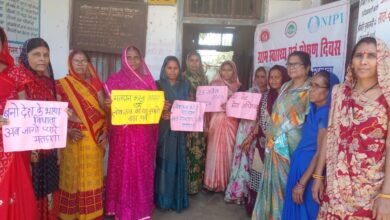 सतवासा में पोस्टर बनाओं प्रतियोगिता आयोजित, मतदान की दिलाई शपथ