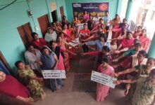 मतदाता जागरूकता : संगोष्ठी में बताया मतदान का महत्व, नवमतदाताओं को शपथ दिलायी
